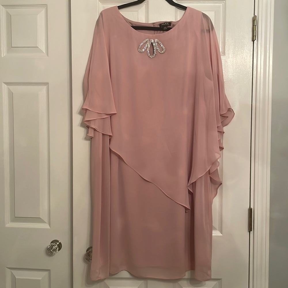 SLNYdusty pink chiffon with rhinestone emblem at the neckline